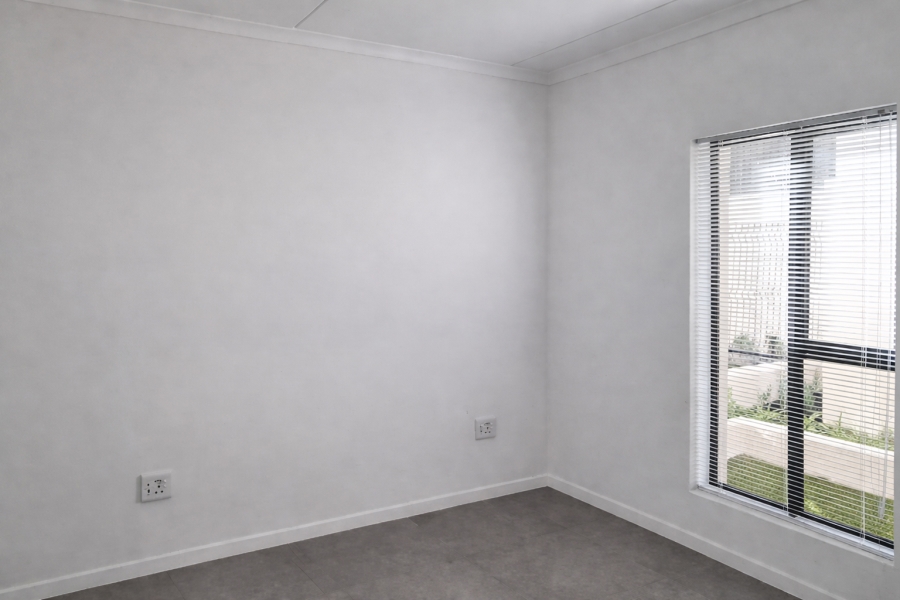 To Let 2 Bedroom Property for Rent in Vredekloof East Western Cape